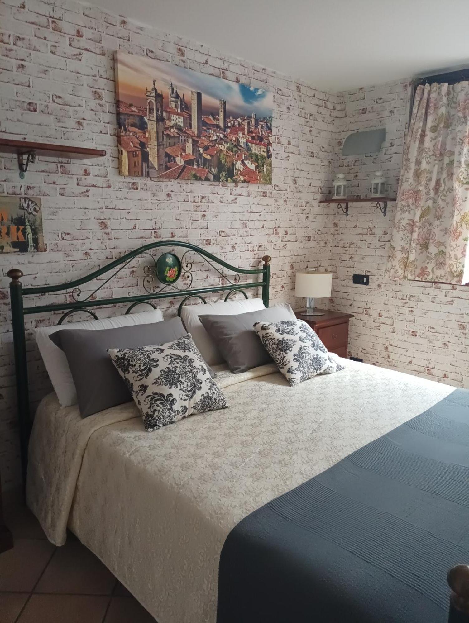 Appartamento Il Giardino Dei Semplici Semplici Bonate di Sopra Room photo